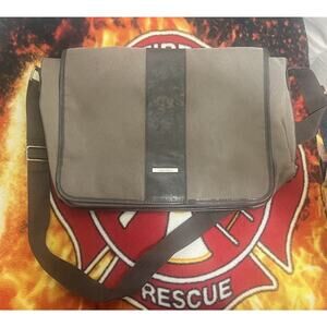 Calvin Klein Perfumes Men Duffle Bag Gym Overnight Shopping Bag Handbag Brown !!